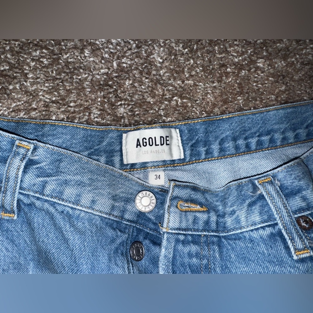 AGOLDE Parker Long Short in color ‘Swapmeet’